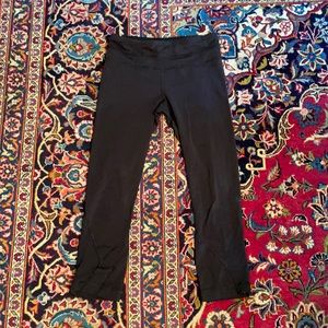 LuLuLemon cropped black leggings, size 4